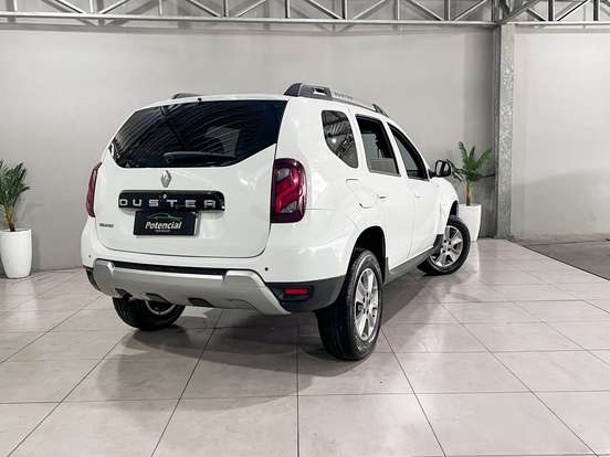 RENAULT-DUSTER-2019