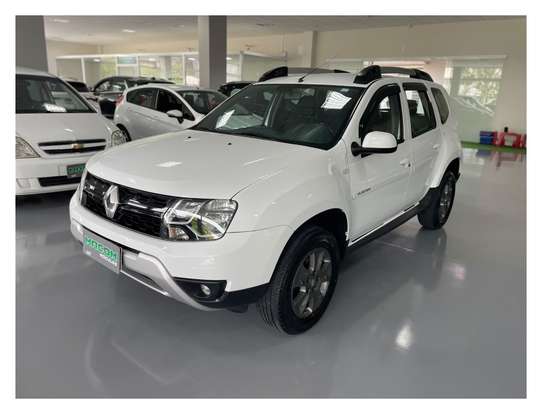 RENAULT-DUSTER-2018