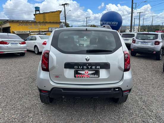 RENAULT-DUSTER-2019