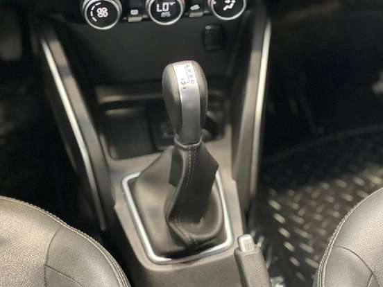 RENAULT-DUSTER-2020