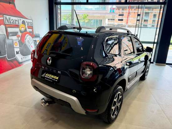 RENAULT-DUSTER-2021