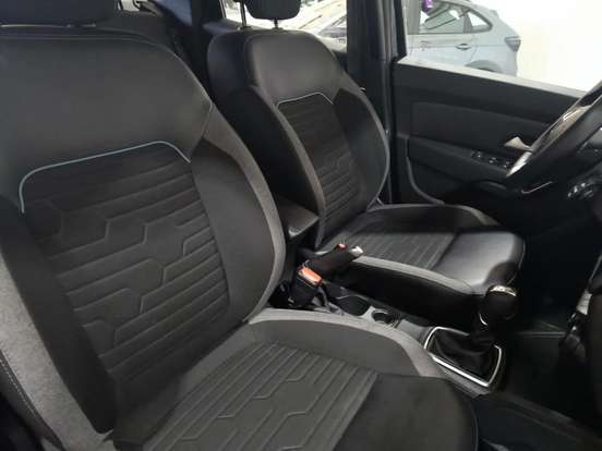 RENAULT-DUSTER-1.6 16V SCE FLEX INTENSE PLUS X-TRONIC RENAULT-DUSTER-2025