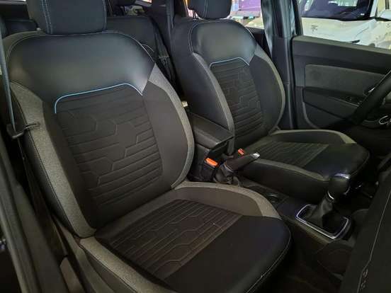 RENAULT-DUSTER-2025