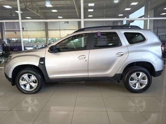 RENAULT-DUSTER-2025