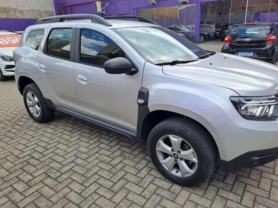 RENAULT-DUSTER-2025