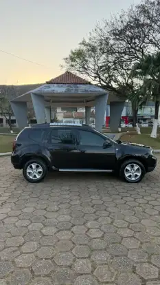 RENAULT-DUSTER-2016