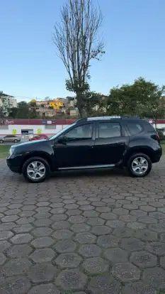 RENAULT-DUSTER-2016