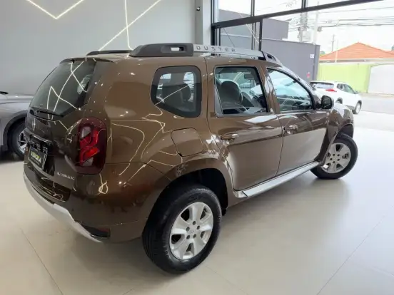RENAULT-DUSTER-2.0 DYNAMIQUE 4X2 16V FLEX 4P AUTOMÁTICO RENAULT-DUSTER-2016