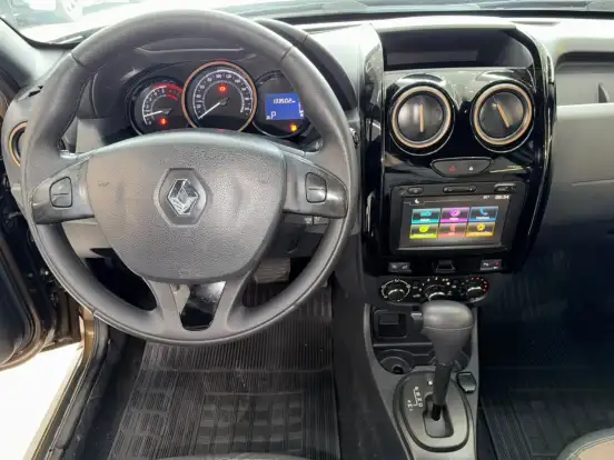RENAULT-DUSTER-2016