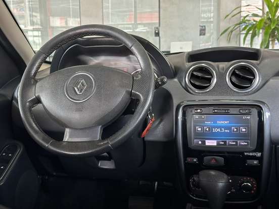 RENAULT-DUSTER-2014
