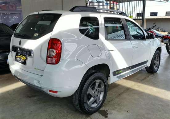 RENAULT-DUSTER-2013