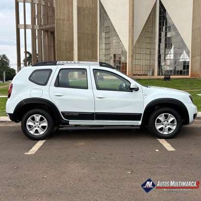 RENAULT-DUSTER-2015
