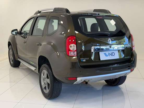 RENAULT-DUSTER-2013