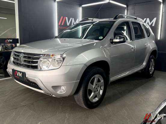 RENAULT-DUSTER-2014