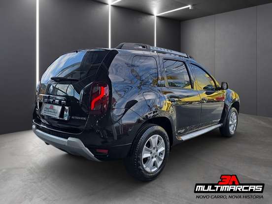 RENAULT-DUSTER-2015