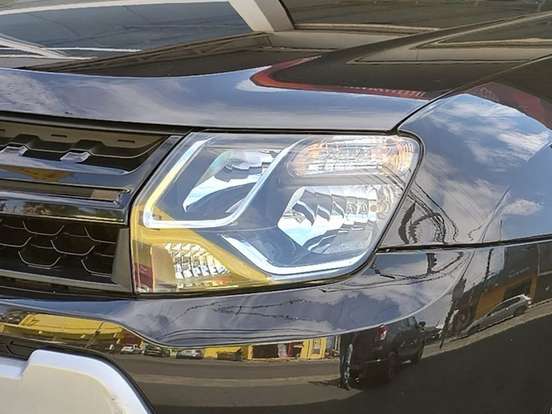 RENAULT-DUSTER-2015