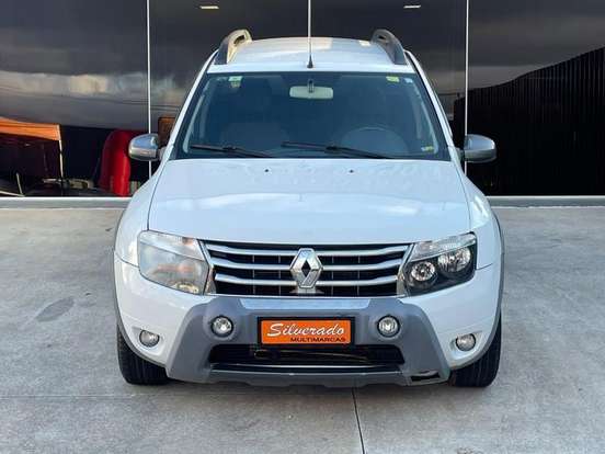 RENAULT-DUSTER-2014