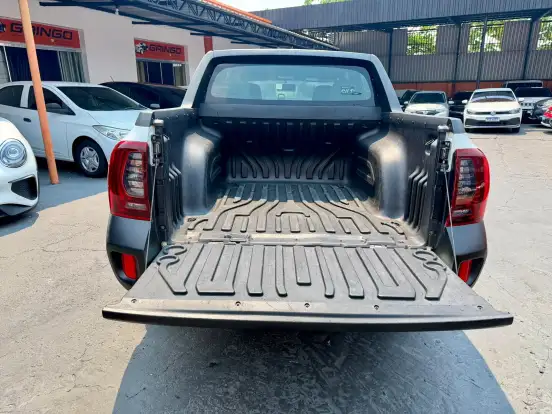 RENAULT-DUSTER OROCH-2019