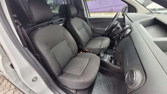 RENAULT-KANGOO-2025