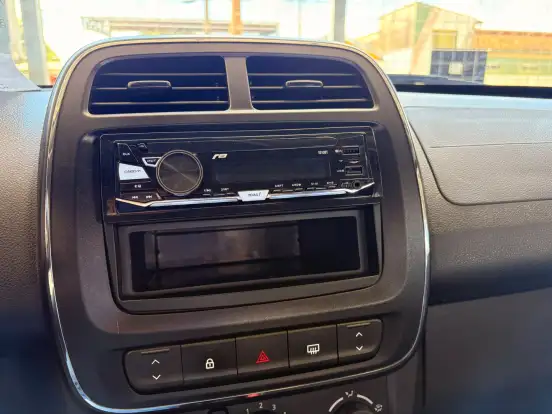 RENAULT-KWID-2025