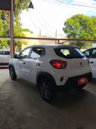 RENAULT-KWID-1.0 12V SCE FLEX ZEN MANUAL RENAULT-KWID-2023