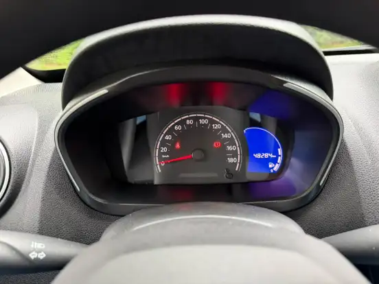 RENAULT-KWID-2019