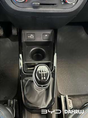 RENAULT-KWID-1.0 12V SCE FLEX INTENSE MANUAL RENAULT-KWID-2025
