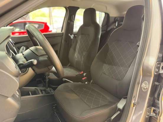 RENAULT-KWID-2025