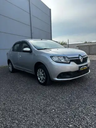 RENAULT-LOGAN-2017