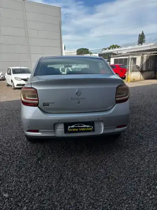 RENAULT-LOGAN-2017