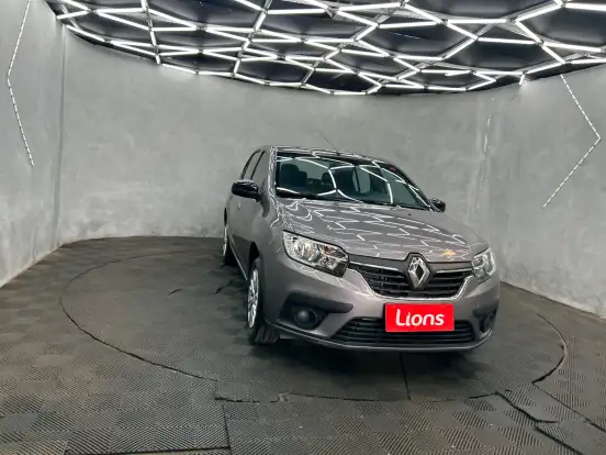 RENAULT-LOGAN-2024
