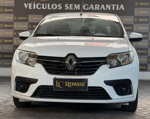 RENAULT-LOGAN-2021