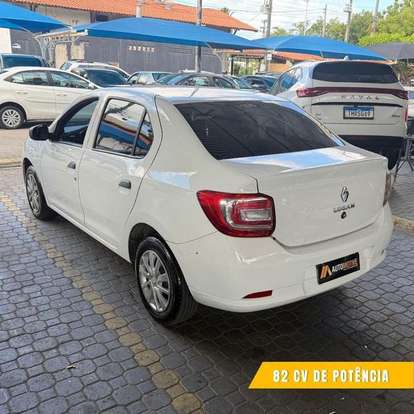 RENAULT-LOGAN-2021