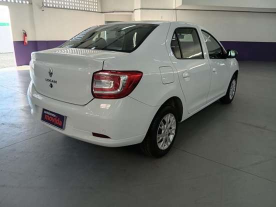RENAULT-LOGAN-2024