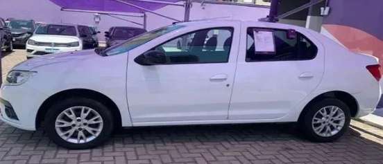 RENAULT-LOGAN-2024
