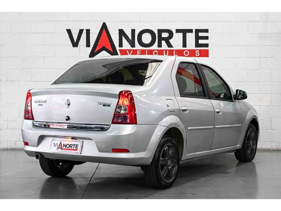 RENAULT-LOGAN-1.6 EXPRESSION 8V FLEX 4P MANUAL RENAULT-LOGAN-2010