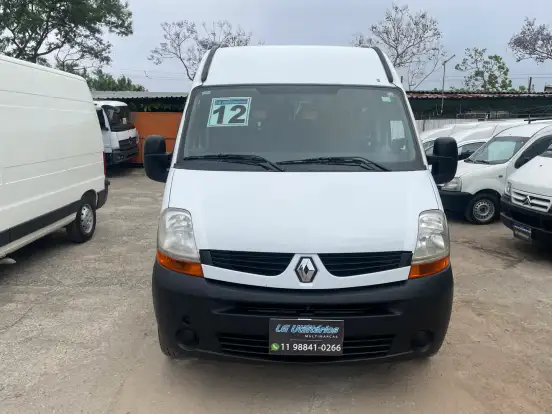 RENAULT-MASTER-2011