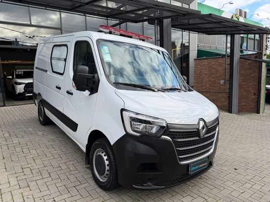 RENAULT-MASTER-2023