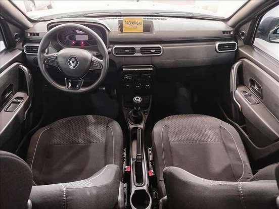 RENAULT-OROCH-2022