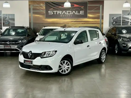 RENAULT-SANDERO-2018