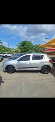 RENAULT-SANDERO-2018