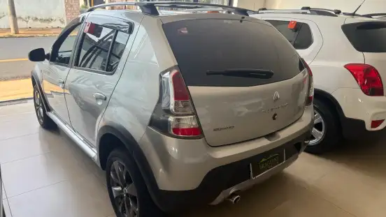 RENAULT-SANDERO-1.6 STEPWAY 16V FLEX 4P MANUAL RENAULT-SANDERO-2011