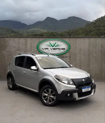 RENAULT SANDERO 1.6 STEPWAY 8V FLEX 4P MANUAL
