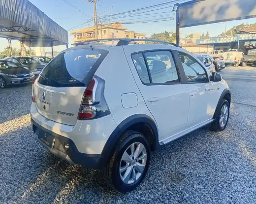 RENAULT-SANDERO-1.6 STEPWAY 8V FLEX 4P MANUAL RENAULT-SANDERO-2013