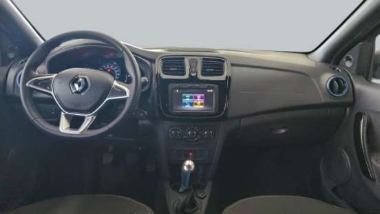 RENAULT-SANDERO-2021