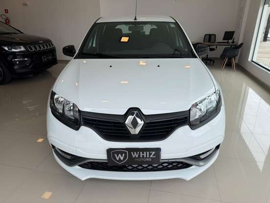 RENAULT-SANDERO-2022