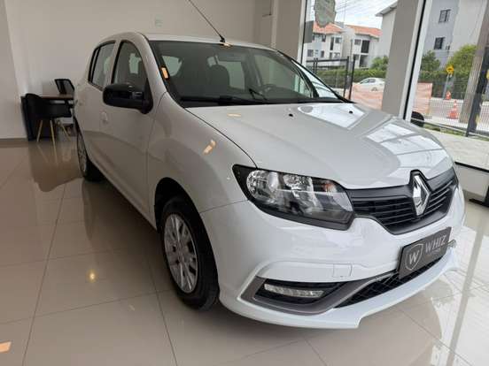 RENAULT-SANDERO-2022