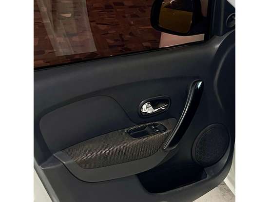 RENAULT-SANDERO-1.0 12V SCE FLEX ZEN MANUAL RENAULT-SANDERO-2020