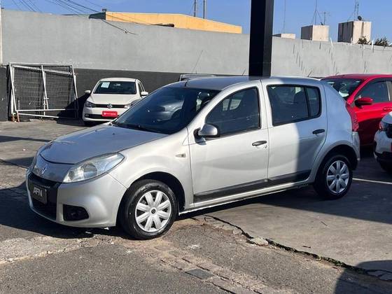 RENAULT SANDERO 1.0 AUTHENTIQUE 16V FLEX 4P MANUAL
