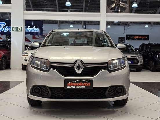 RENAULT-SANDERO-2016